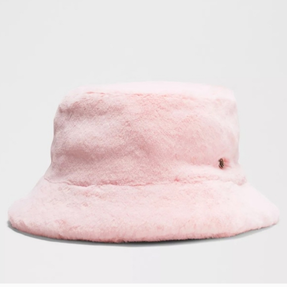 🍋 LULULEMON NWT PLUSH FLEECE BUCKET HAT in Strawberry Milkshake M/L